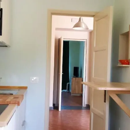 Holiday home Comfortable House In With Parking Included *